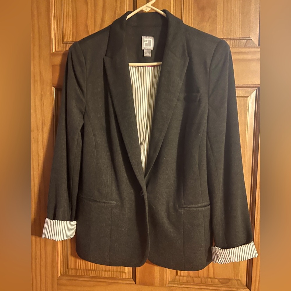 JCP size, large, charcoal, gray blazer